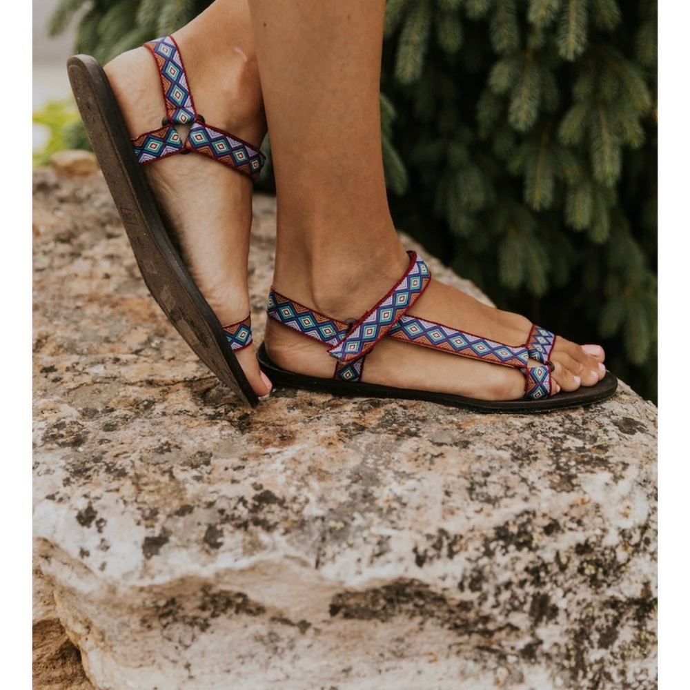 ISO bamboo sandal size 6.5-7